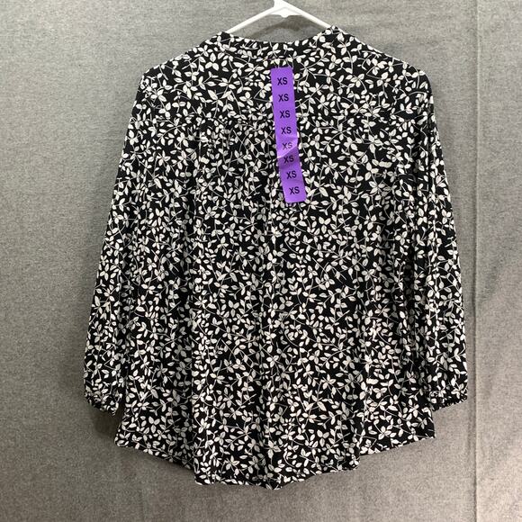 Vince Camuto V neck Top Women Extra Small Floral Shirt Ladies - Picture 2 of 6